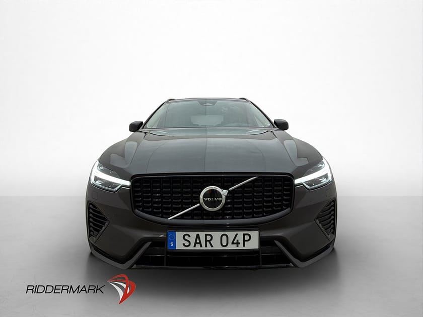 Bild 2 av Volvo XC60 Recharge T6 AWD Plus Dark Pano Luftfjädring Drag