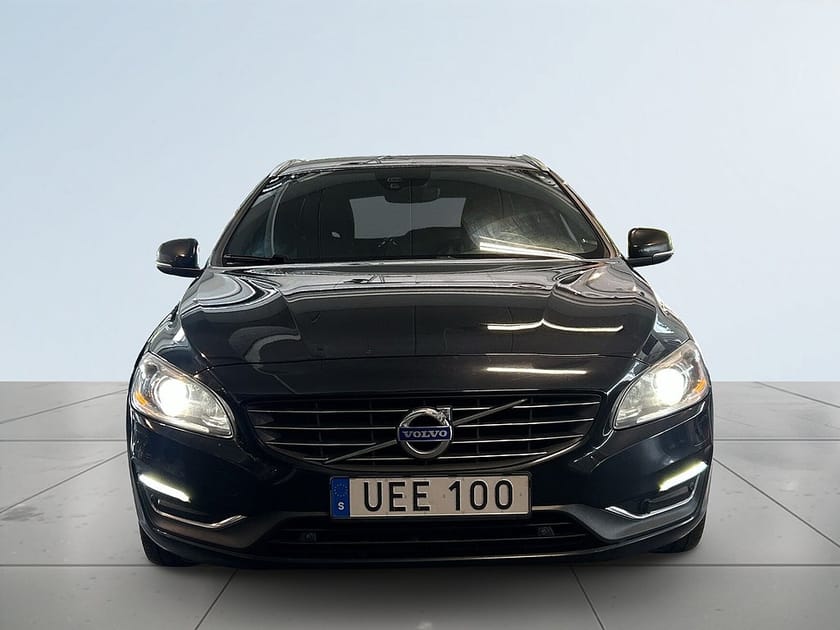 Bild 2 av Volvo V60 D4 AWD Ocean Race Business Edition Drag/MoK/S&V/Skinn
