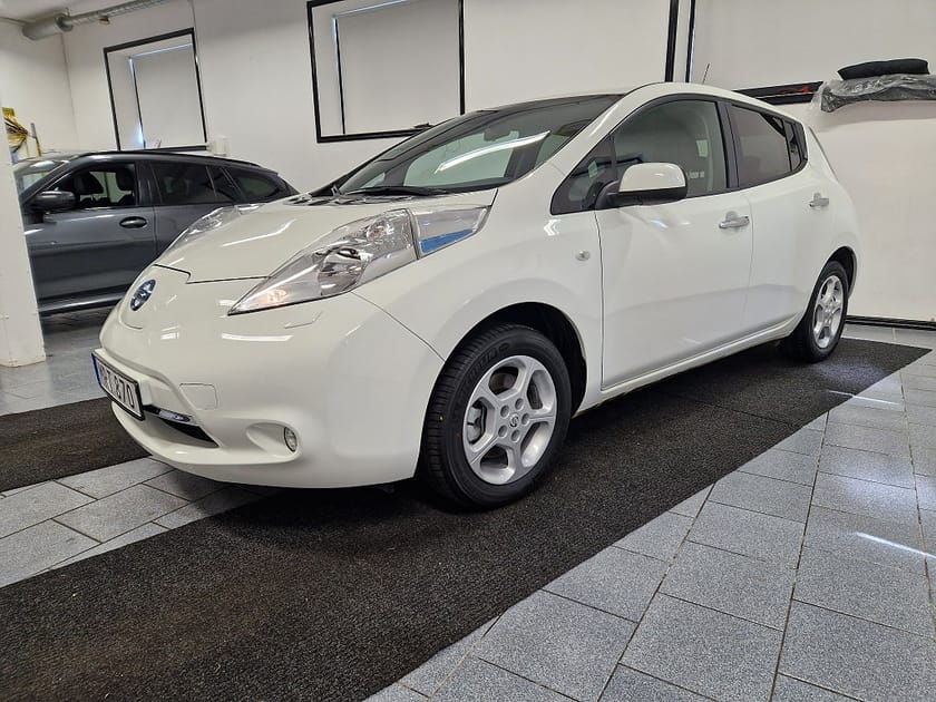 Bild 1 av Nissan Leaf 30 kWh 1080 mil Backkamera  NAVI MOMS