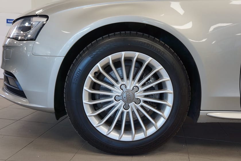 Bild 2 av Audi A4 Avant 2.0 TDI DPF QUATTRO S TRONIC COMFORT | DRAG