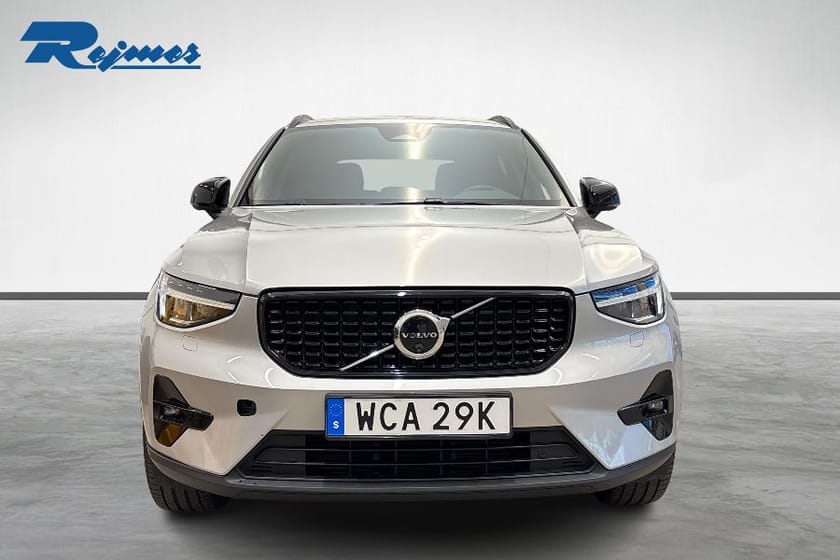 Bild 4 av Volvo XC40 B3 FWD Bensin Plus Dark