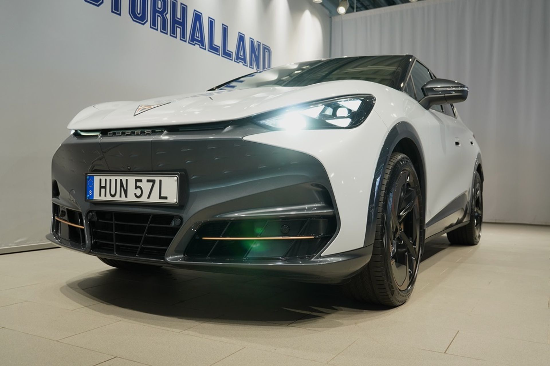 Cupra Tavascan 2024, kuva 3/10