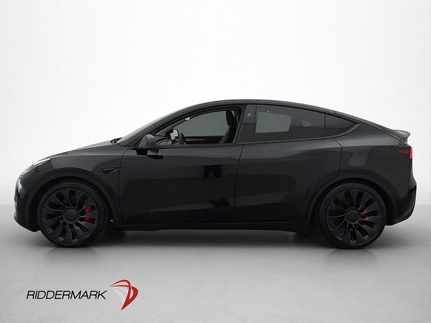 Bild 5 av Tesla Model Y Performance AWD Svensksåld Dragkrok MOMS