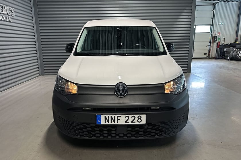 Bild 2 av Volkswagen Caddy Cargo 2.0 TDI BMT Drag Service-inredning PDC Värmare