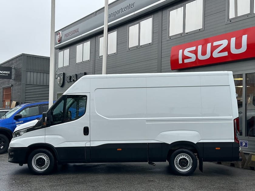 Bild 3 av Iveco Daily 35-140 Van Skåpbil 2.3 JTD Hi-Matic | Värmare | Sensorer