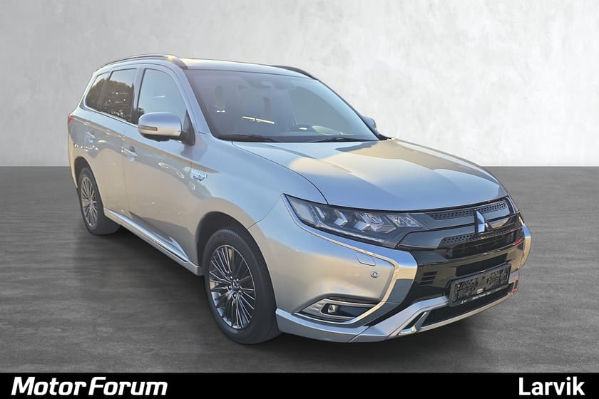 Bilde 3 av Mitsubishi Outlander PHEV S Edition/360kamera/DAB/Ryggekamera/Soltak/Adaptiv Cr