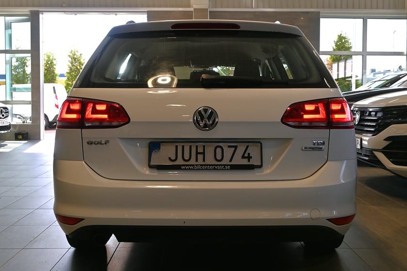 Bild 4 av Volkswagen Golf Sportscombi 1.6 TDI 110 DSG Drag Kamera CarPlay