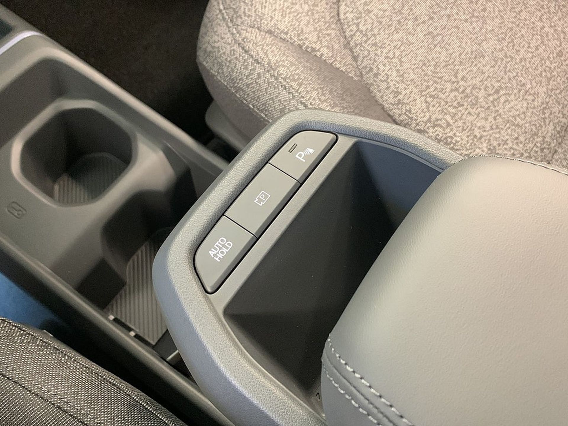 Kia EV2 Plus Standard Range 42.2 kWh 2027, photo 7/10