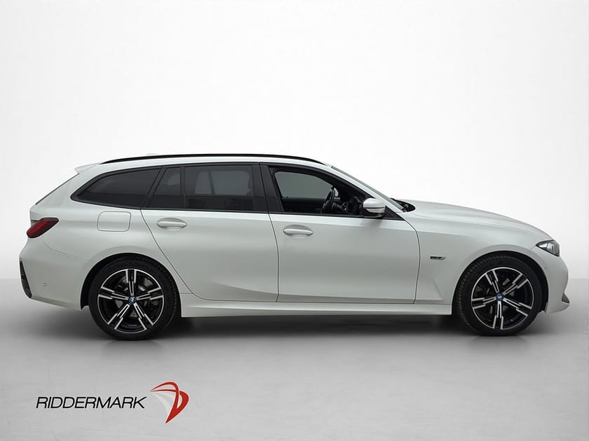 Bild 4 av BMW 330e xDrive Touring 330 M Sport Wide Drag Kamera HiFi Navi MOMS