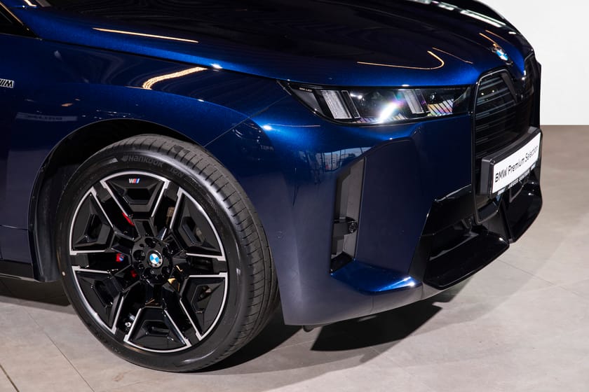 Bilde 2 av BMW iX M70 xDrive Supercharged M-Sport Luft 4hjulstyring Krok