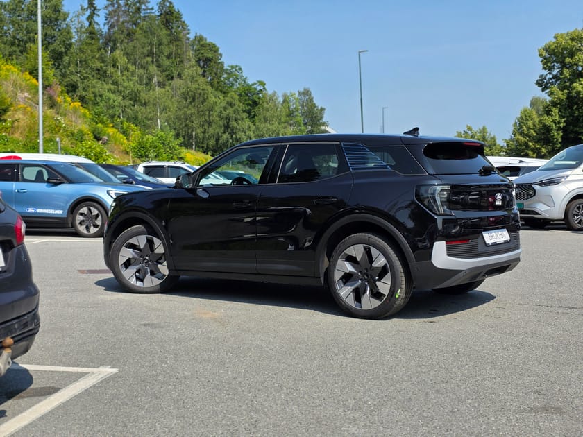 Bilde 2 av Ford Explorer EV Extended Range AWD Premium |Krok |Massasje |V.pumpe |Førerassistent++