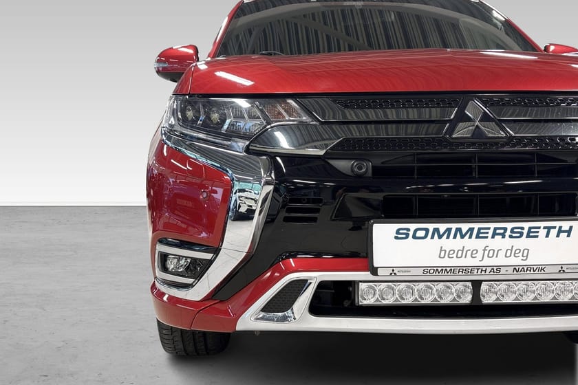 Bilde 4 av Mitsubishi Outlander PHEV 1 Eier/360kamera/Hengerfeste/Varme ratt++