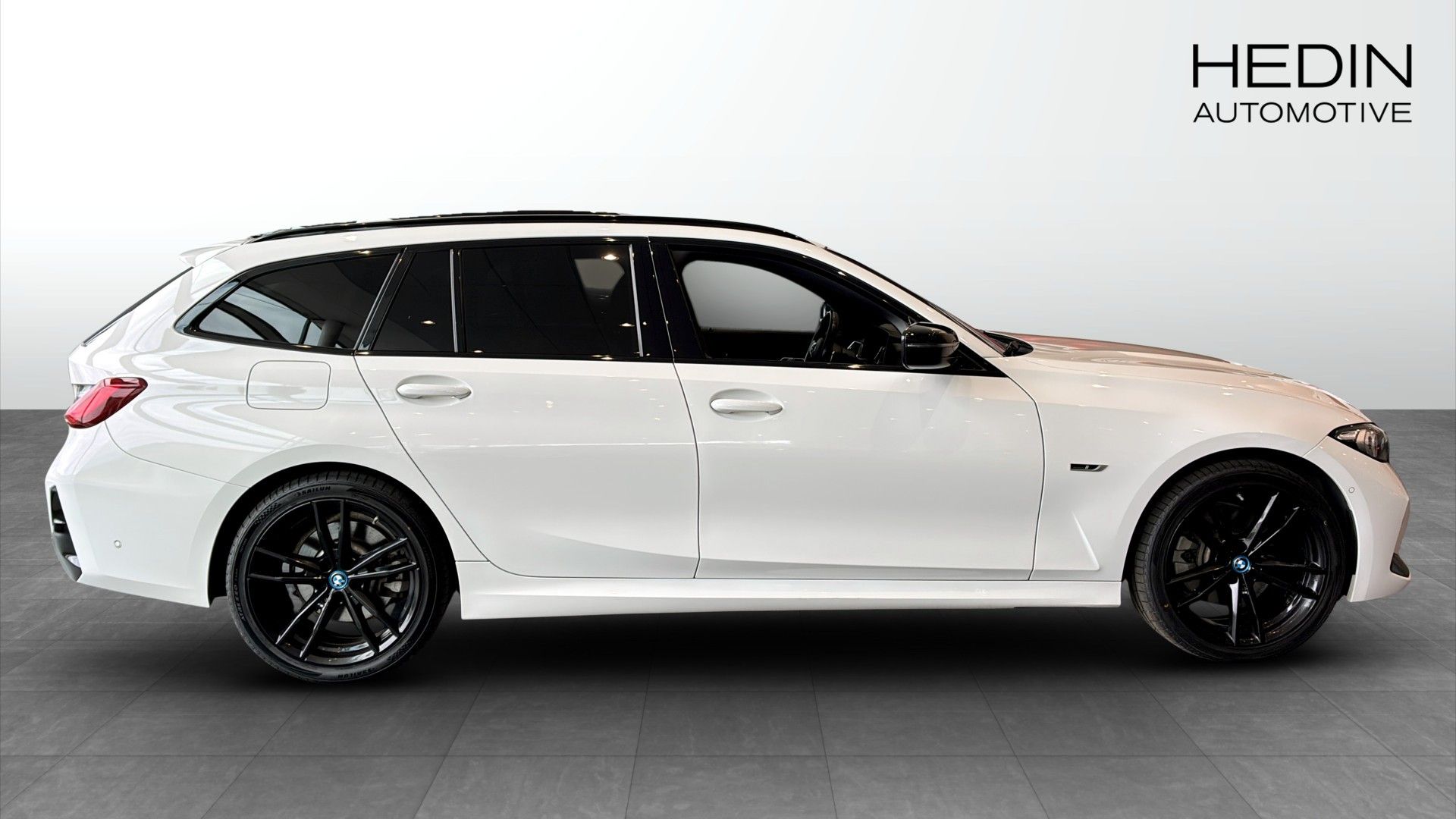BMW 330 e xDrive Touring 2023, kuva 6/18