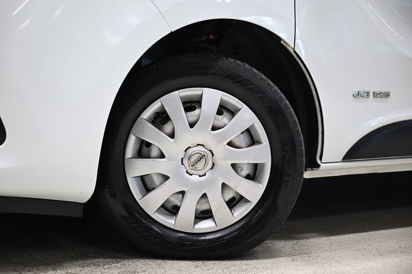 Bild 2 av Nissan NV300 Skåpbil dCi 125HK L2|Inredning|Drag|Värmare|GPS|Backkamera