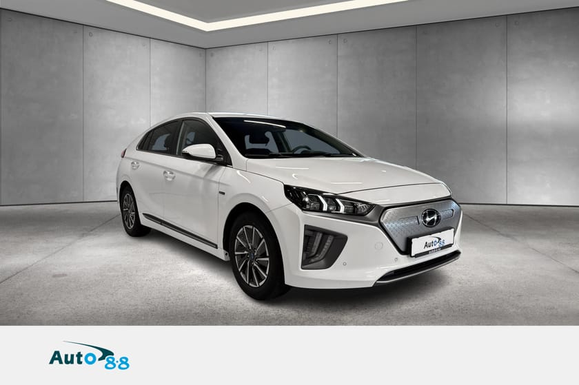 Bilde 2 av Hyundai Ioniq Electric 48.000 km | Service | Nye sommerdekk