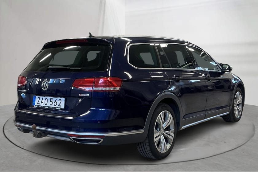 Bild 3 av Volkswagen Passat Alltrack 2.0 TDI Sportscombi 4MOTION 240hk