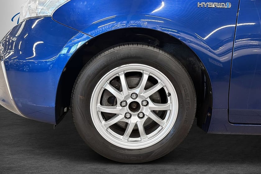 Bild 2 av Toyota Prius+ Hybrid CVT 7-Sits (136hk) Kamera Motorvärmare Head-Up