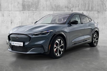 Ford Mustang Mach-E Long Range AWD LR Skinn Panorama B&O 360 Kamera ACC Reg 2024