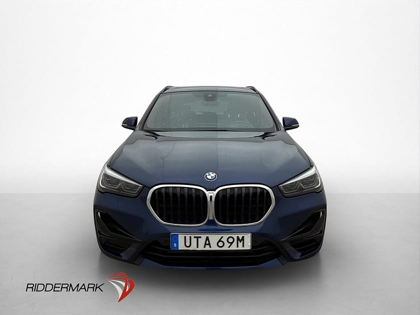 Bild 2 av BMW X1 xDrive25e 220hk Sport line Pano H/K Kamera HUD Drag
