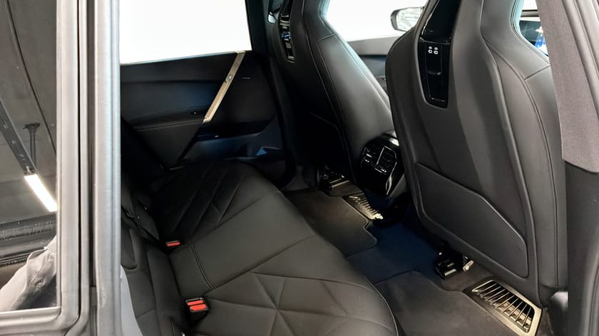 Bild 5 av BMW iX xDrive40 Sportpkt Driving Assist Pro 360 Kamera H/K Head Up