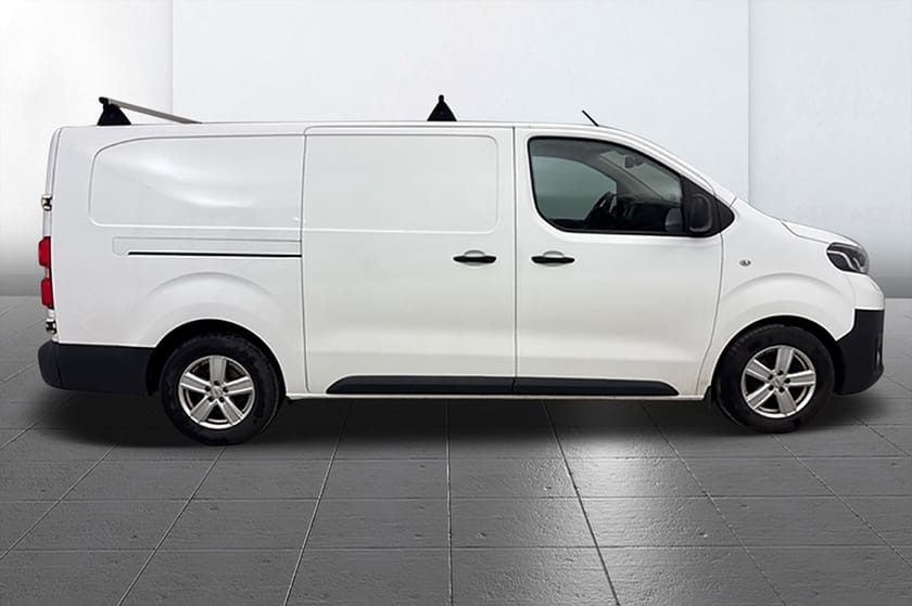 Bild 4 av Toyota Proace 2.0 D-4D L3 Drag Inredd 2xSidodörr 3-sits Delläder MOMS