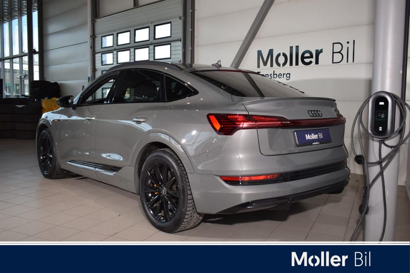 Bilde 3 av Audi e-tron Sportback 55 quattro sb s line sp black