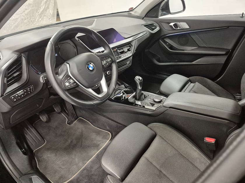 Bild 2 av BMW 118i 118 5DR 140HK Sport Line