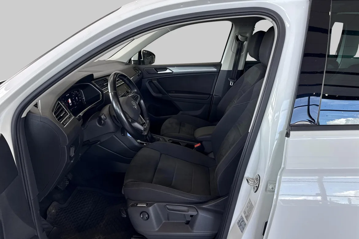 picture of a car
