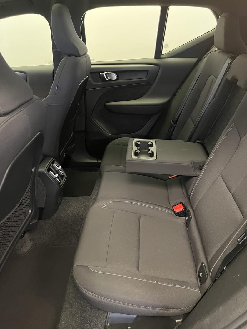 Bild 5 av Volvo XC40 Recharge Single Motor Ultimate / Panoramaglas tak / Navigation / Elstol /