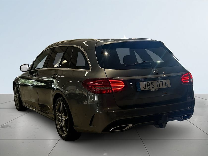 Bild 5 av Mercedes-Benz C 220 T d 4MATIC 4M AMG Line Drag Mvärme Bkamera Navi Dvärme S&V