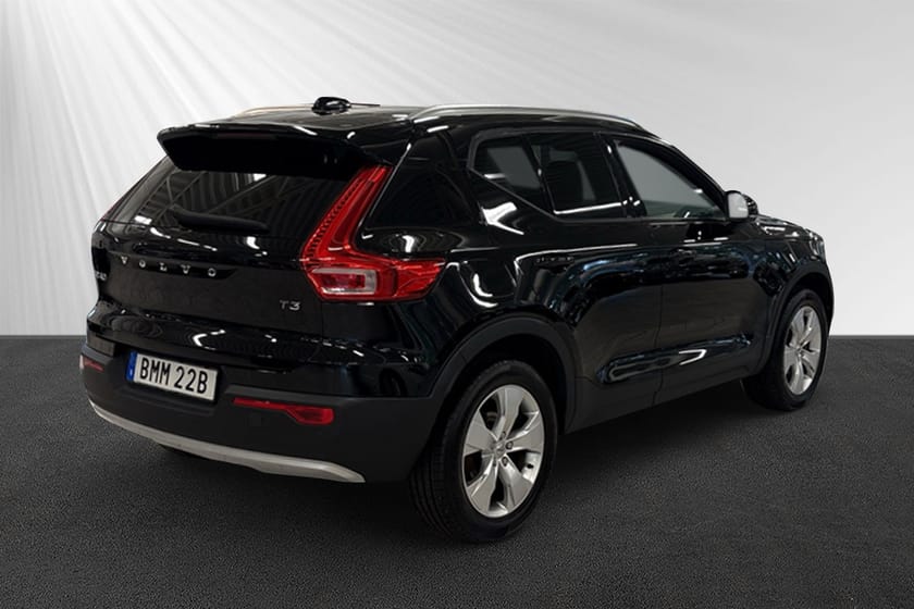Bild 3 av Volvo XC40 T3 FWD aut Momentum Advanced Edt