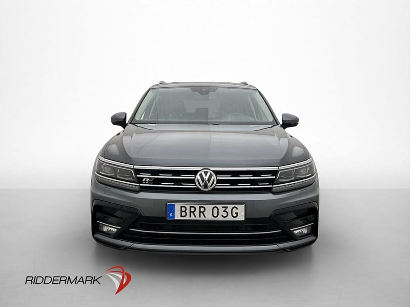 Bild 2 av Volkswagen Tiguan Allspace 7-sätes TDI 4M R-Line 7-sits Cockpit Värm