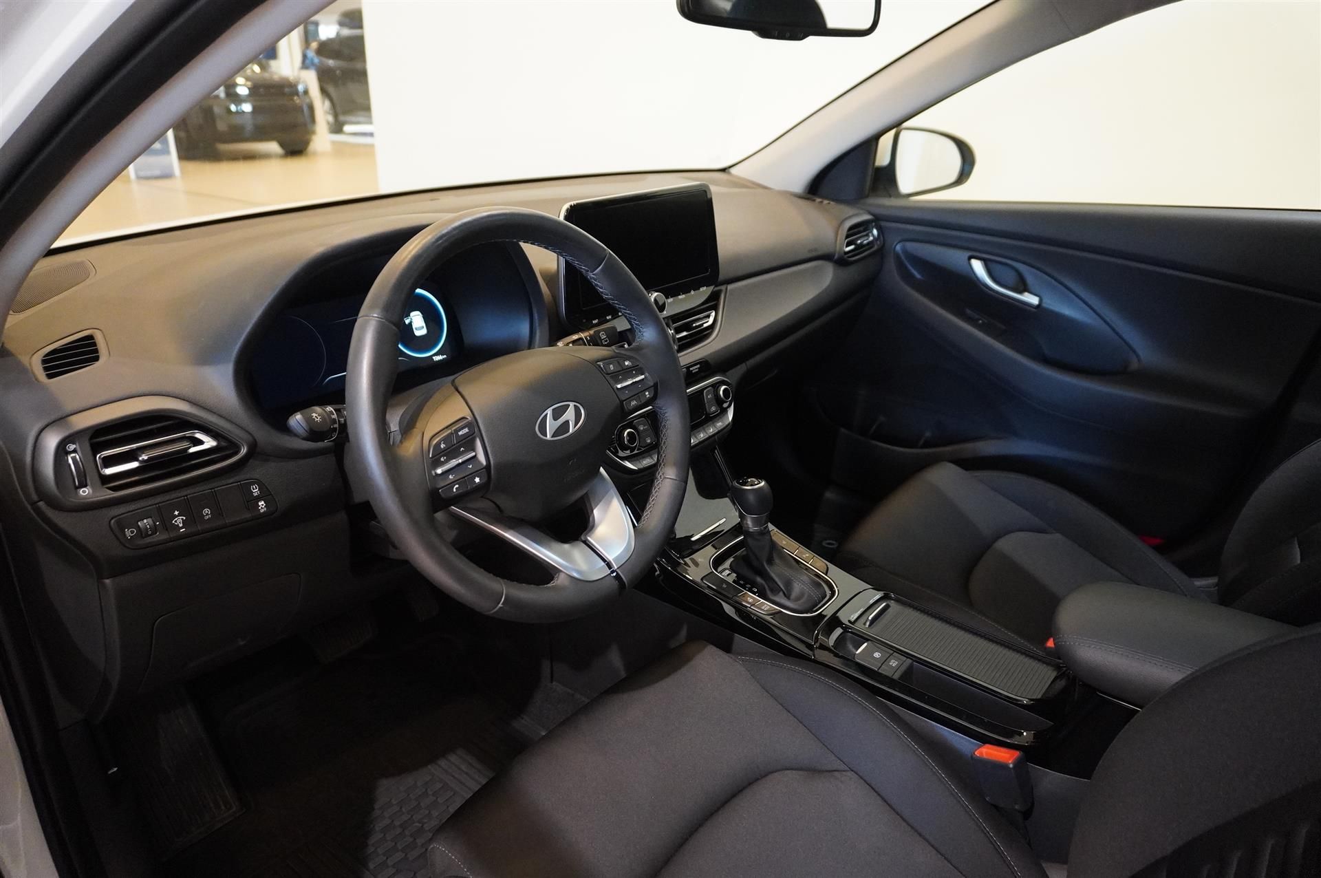 Hyundai i30 2025, bild 2/10