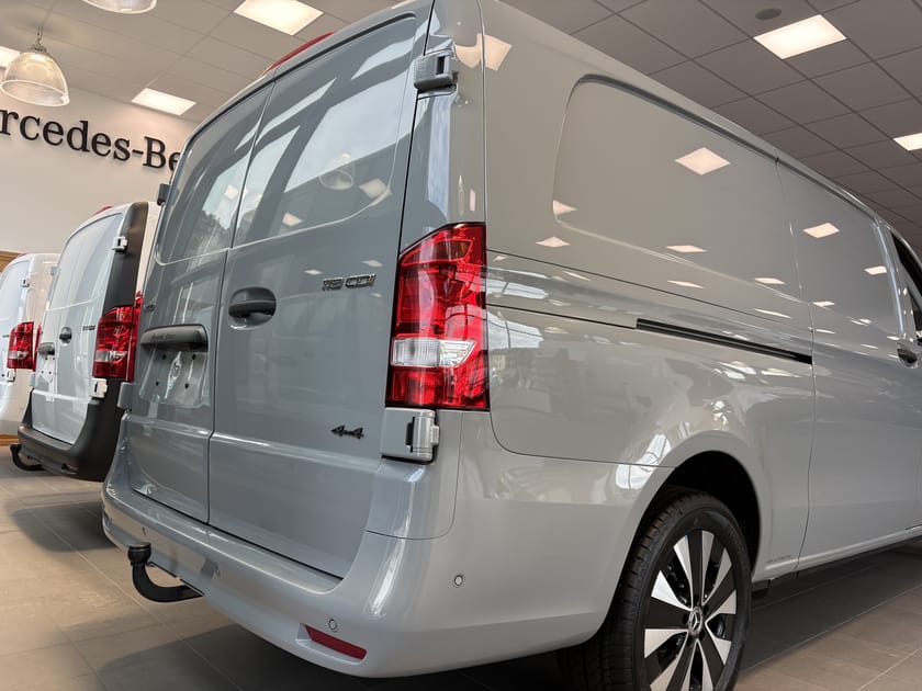 Bild 5 av Mercedes-Benz Vito 119 CDI 4x4 3.0t SKÅP EX. LÅNG SELECT | fri service 9000 mil