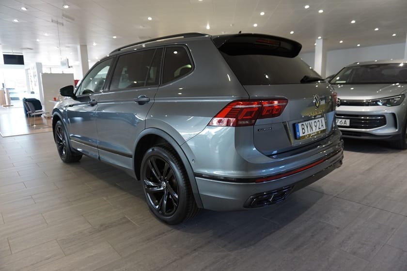 Bild 3 av Volkswagen Tiguan Allspace 5-sätes 2.0 TDI 200 DSG7 4M R-Line Black