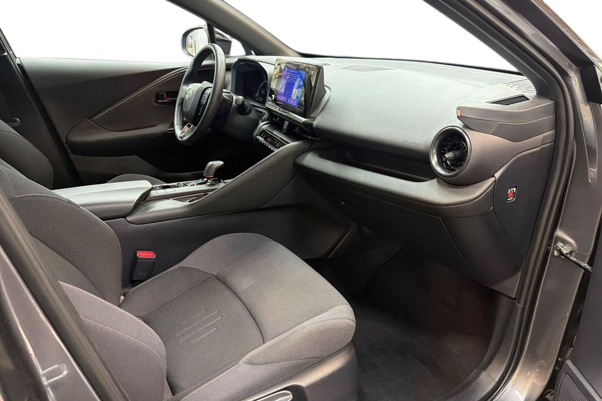Toyota C-HR 2025, bild 7/21