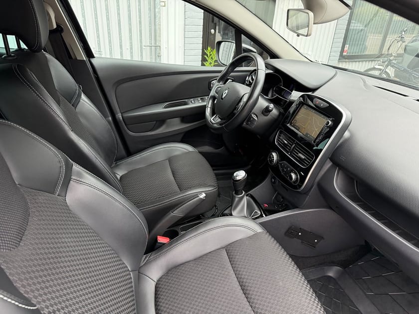 Bild 5 av Renault Clio 0.9 TCE 90HK INTENS / VÄRMARE / 5500Mil