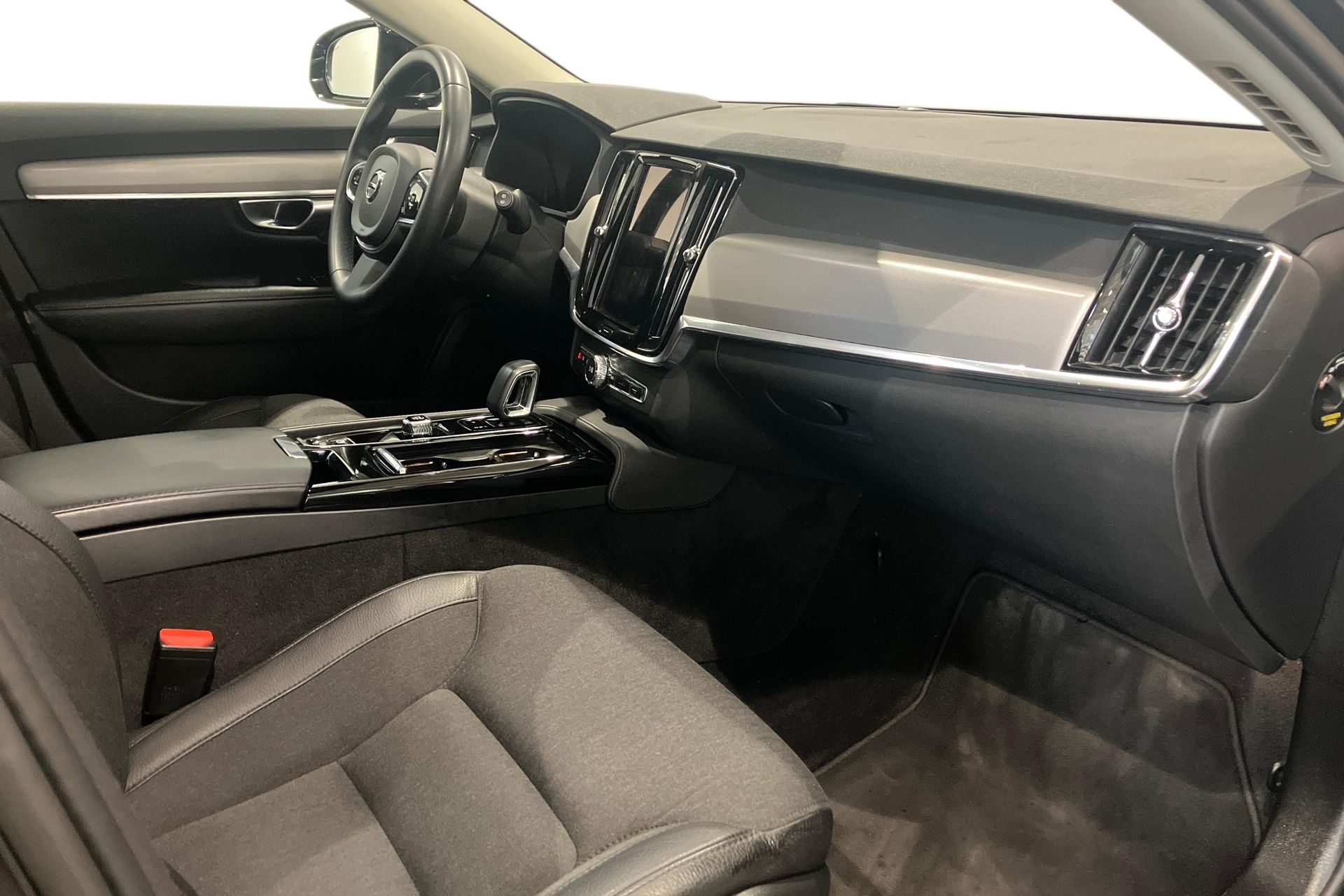 Volvo V90 T6 Core 2023, photo 7/10