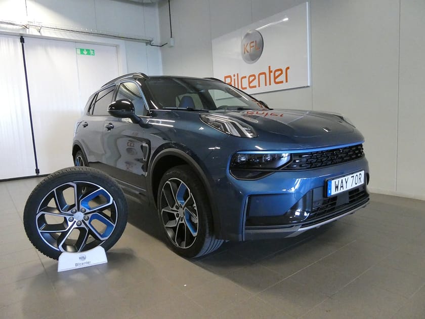 Bild 1 av Lynk & Co 01 PHEV DCT Aut-Kamera-Pano-Navi-Carplay-Nybilsgaranti-SoV