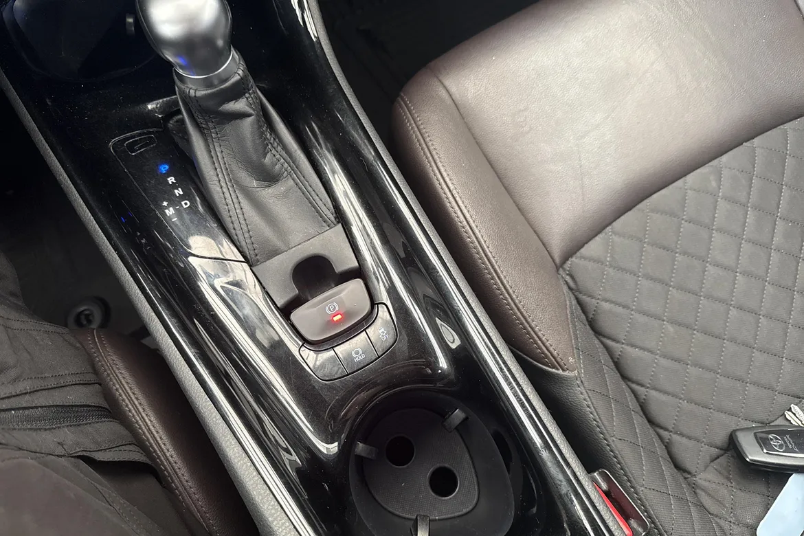 picture of a car