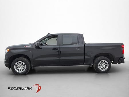 Chevrolet Silverado 1500 Crew Cab Z71 V8 4WD Värmare Drag BOSE Moms