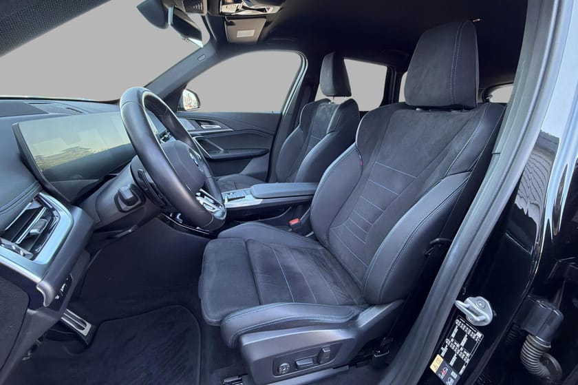 Bilde 2 av BMW iX1 xDrive30 30e Fully Charged, Msport, HUD, Harman, 360'kam, Krok