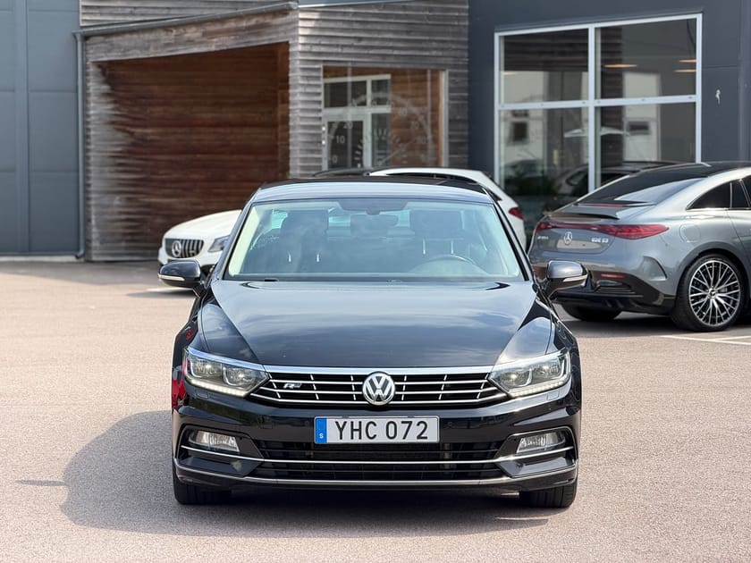 Bild 3 av Volkswagen Passat 2.0 TDI Executive 4Motion Drag Värmare B-Kamera 190hk