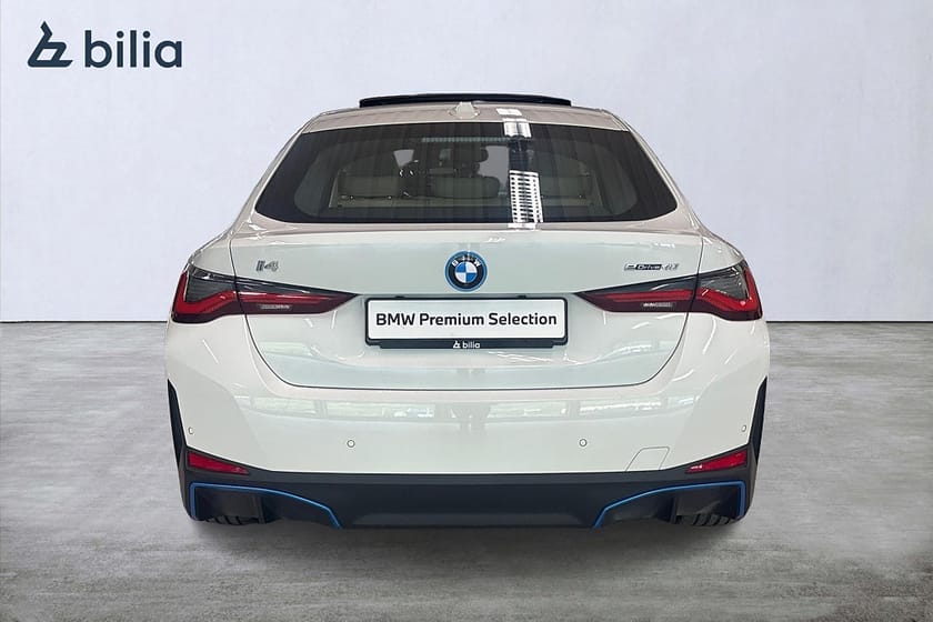 Bild 4 av BMW i4 eDrive40 Gran Coupé 40 | H&K | Taklucka | 360 Kamera | Aktiv farth. | H&K