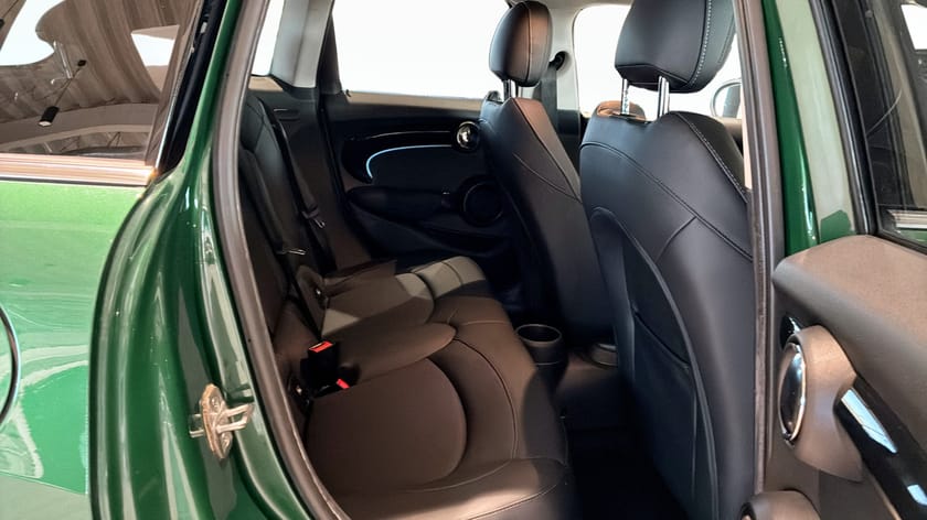 Bild 5 av MINI Cooper 5-dörrar 136 hk Apple CarPlay / Backkamera