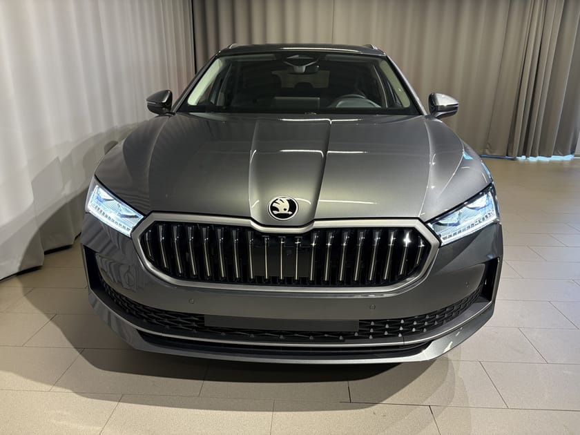 Bild 2 av Škoda Superb iV Kombi