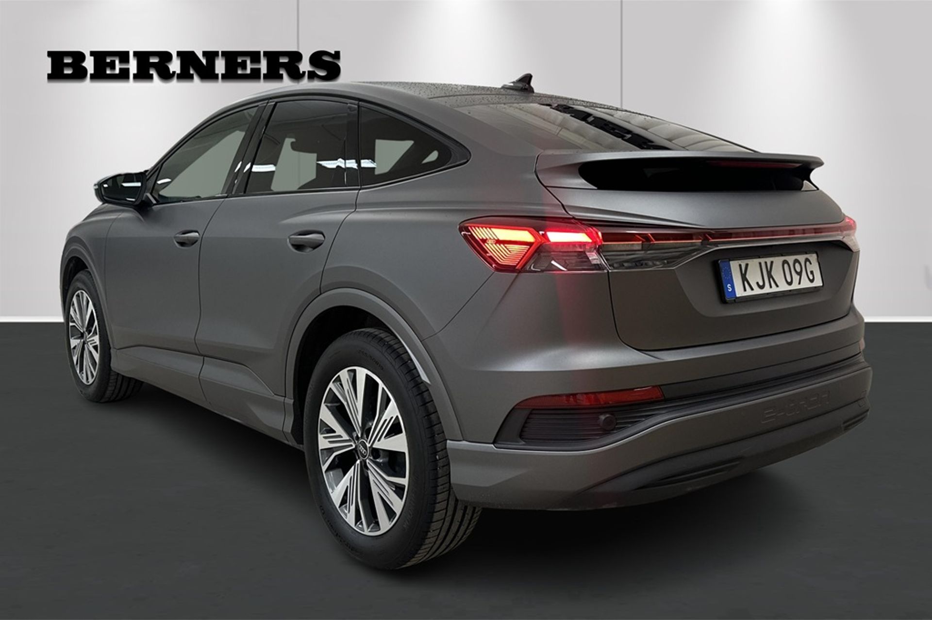 Audi Q4 e-tron quattro Proline 2024, bild 3/10