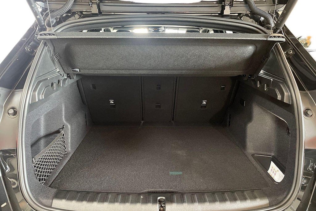 BMW iX1 eDrive20, 204ps, 2026