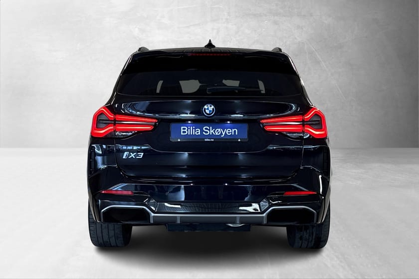 Bilde 4 av BMW iX3 Fully Charged. HK,SoltaK,head-up++