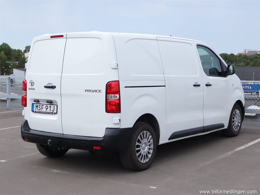 Bild 4 av Toyota Proace 2.0 D-4D Panel Van 122hk S/V-hjul Drag 3-sits